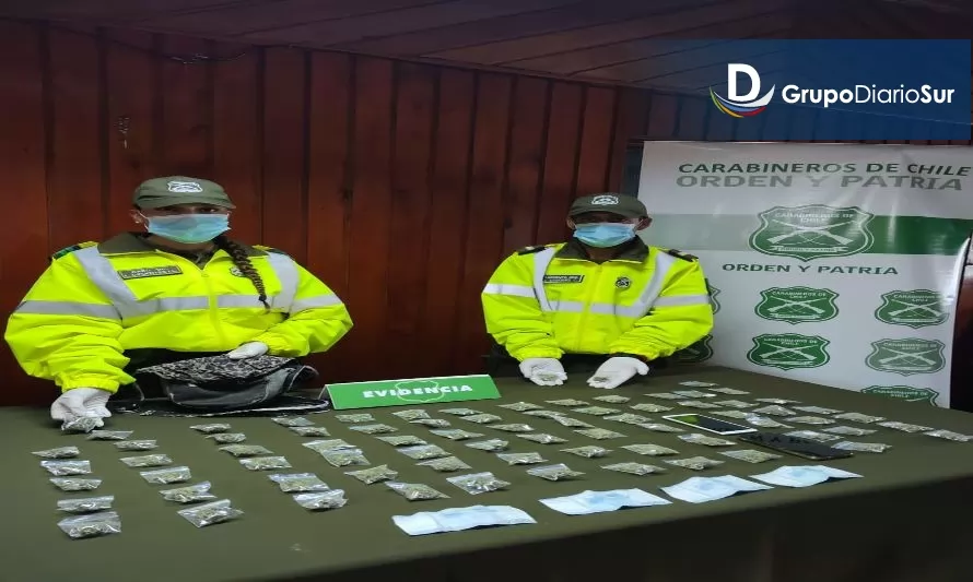 Carabineros del Plan Verano detienen a 3 traficantes de drogas