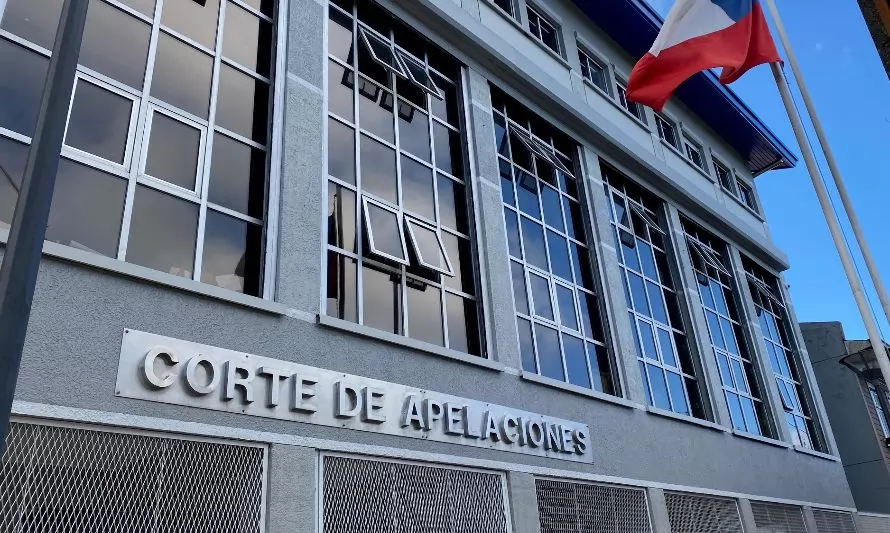 Cinco nuevos profesionales del derecho juraron desde la Corte de Apelaciones de Puerto Montt