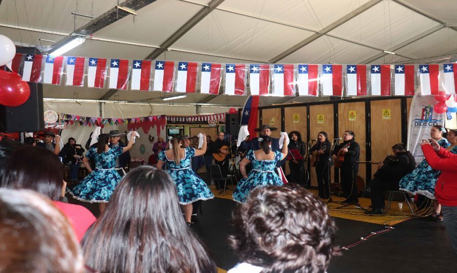 Variado calendario de fiestas patrias en Puerto Montt: retornará el desfile militar