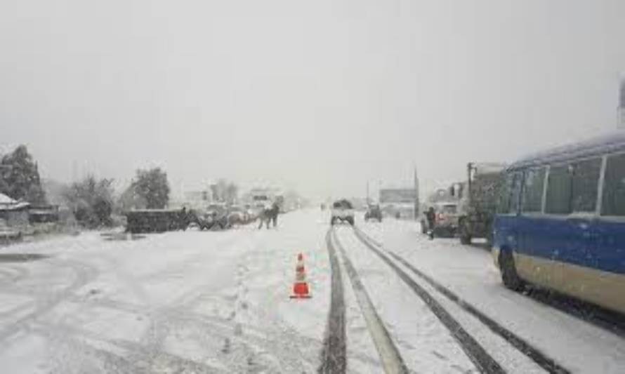 Helada primavera en Chiloé con caída de nieve y aguanieve