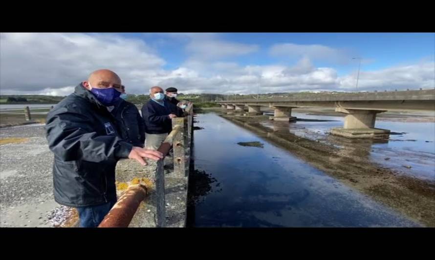 Estudiarán formas de combatir embancamiento del río Pudeto de Ancud