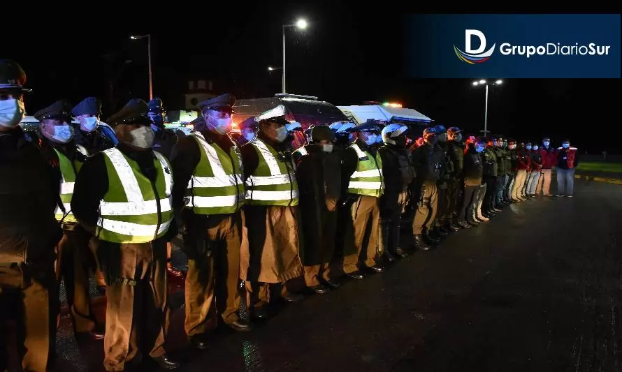Más 100 efectivos policiales realizaron un operativo en barrio Pelluco
