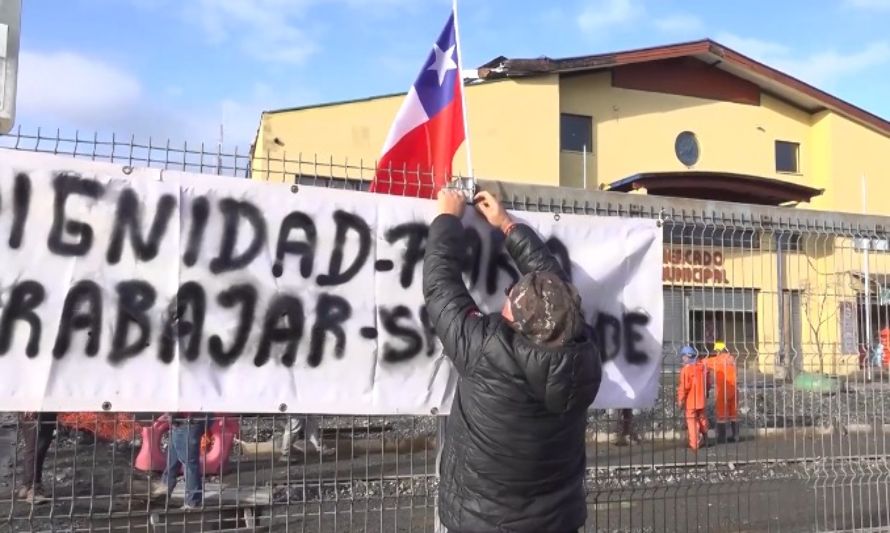 Así fue la manifestación en el Mercado Presidente Ibáñez de Puerto Montt
