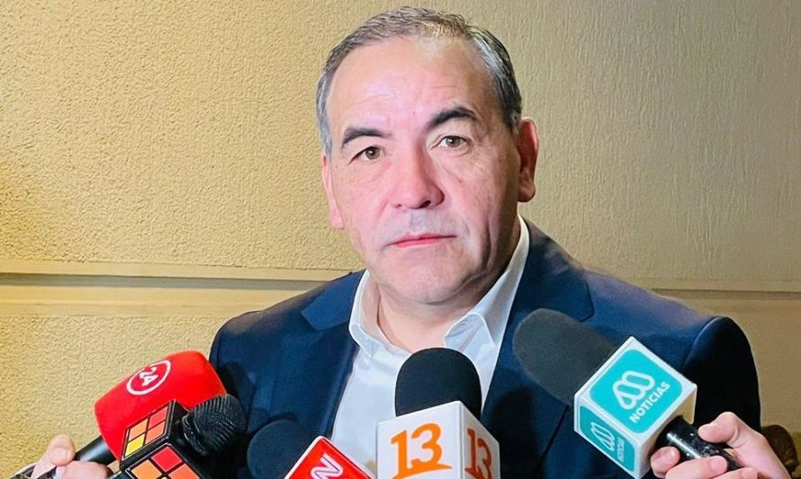 Senador Espinoza: Dineros adjudicados a fundaciones para regularizar títulos de dominio se deben restituir