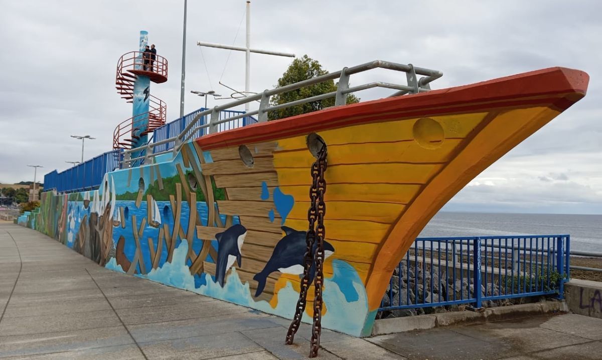 Barco de Pelluco revive gracias a obra artística de restauración