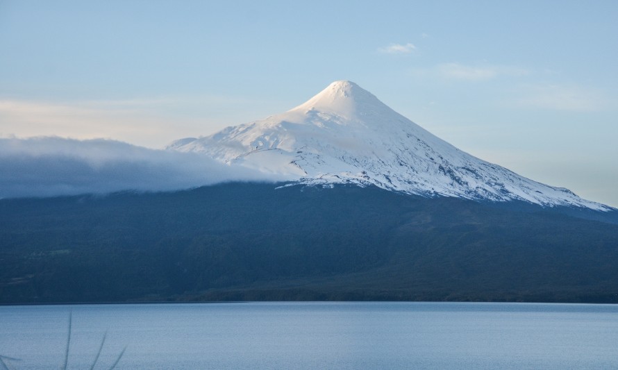 Puerto Varas coordina medidas para enfrentar temporada alta en Volcán Osorno